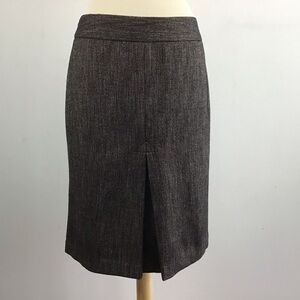 RW & CO. Wool blend mini herringbone tweed skirt. Fully lined. Size 6